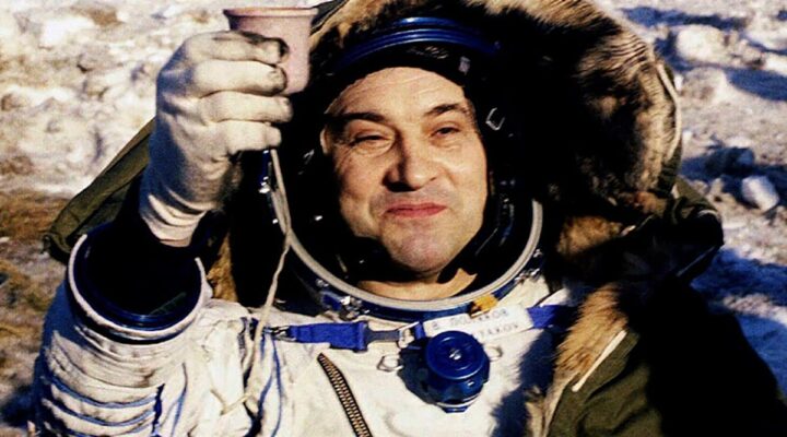 Uzayda en uzun süre kalan insan Valeri Polyakov yaşamını yitirdi