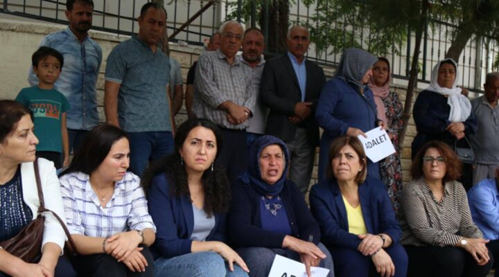 HDP’den 579 gündür nöbet tutan Şenyaşar ailesine destek ziyareti