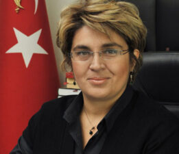 Zeynep Özbaş Arıkan, CHP’nin Kahramanmaraş Büyükşehir Belediye Başkan Adayı olarak tanıtıldı.